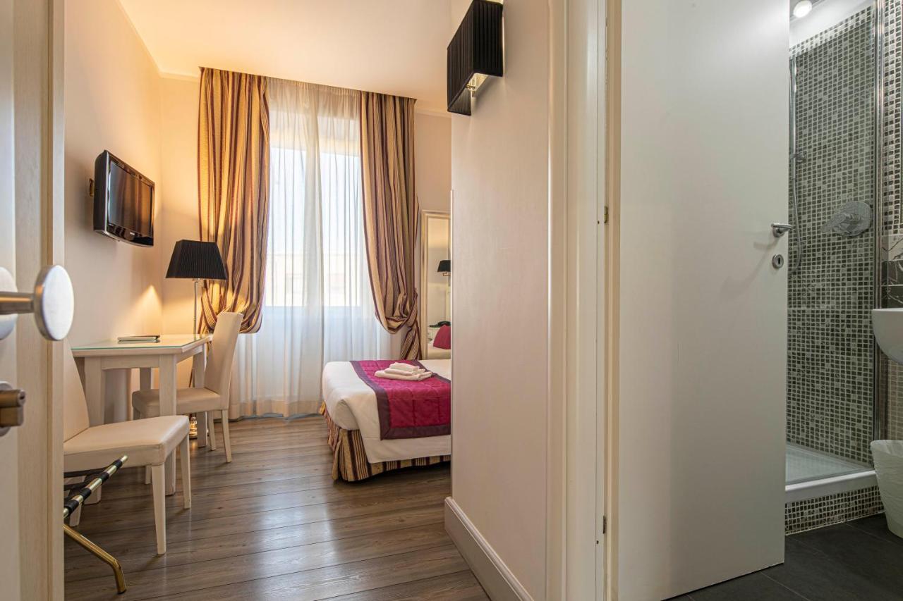 مبيت وإفطار روما Residenza Castrense المظهر الخارجي الصورة