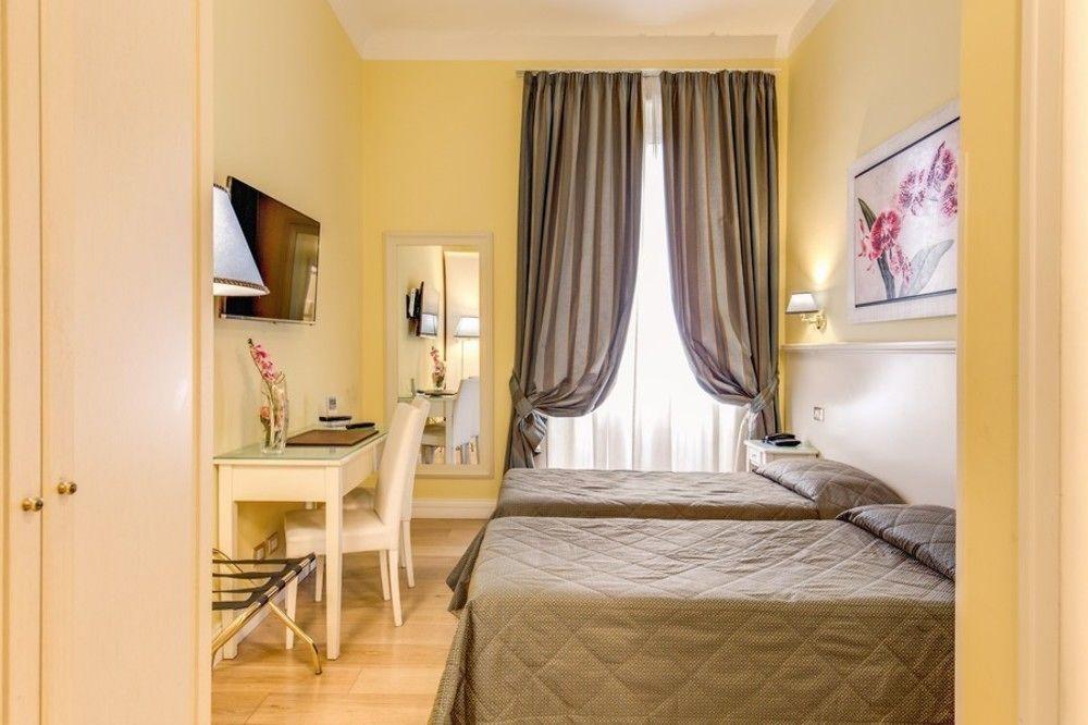مبيت وإفطار روما Residenza Castrense المظهر الخارجي الصورة